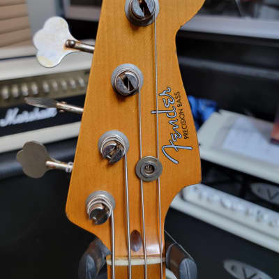 Fender Custom Shop '58 Precision Bass Relic - Black paint over 3 Tone Sunburst image 8