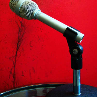 Vintage 1977 Electro-Voice DS35 Cardioid Dynamic Microphone Low Z w accessories RE16 image 10