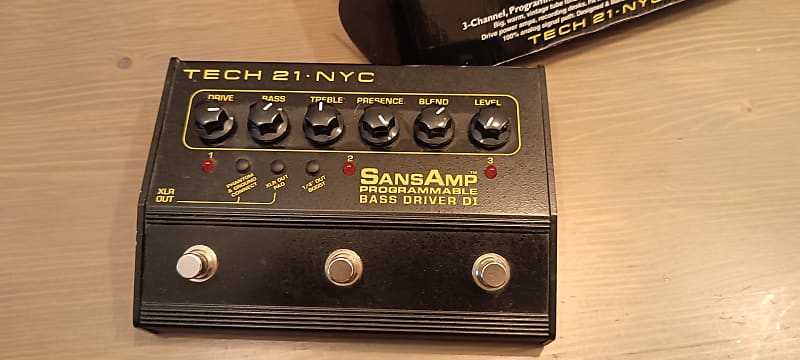 Tech 21 Sansamp Programmable Bass Driver