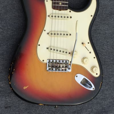 Fender Stratocaster 1966 Sunburst image 3