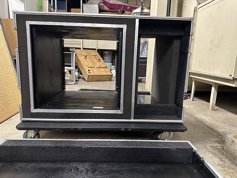 Jan-Al Cases: Shock-mounted Road Case: MacPro Tower And 10 | Reverb