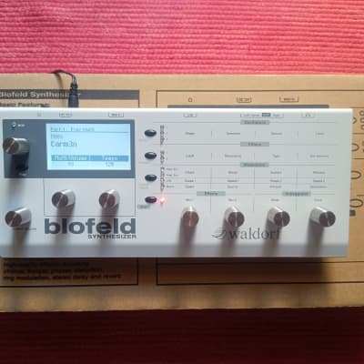 Waldorf Blofeld Desktop Synthesizer 2007 - Present - White