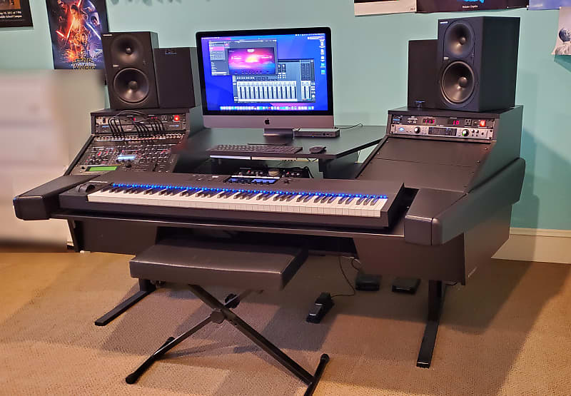 Argosy Dual 15K Keyboard Workstation with 825 Racks Black Reverb