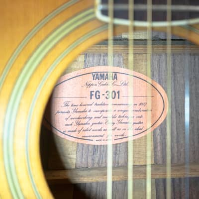 Yamaha FG-301 Orange Label Jumbo Dreadnought Acoustic Guitar - Natural image 4