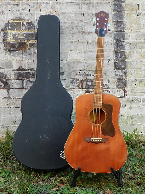 Vintage Guild D25M 1975 Acoustic Guitar w Vintage Gibson Case, Bluegrass  Ready