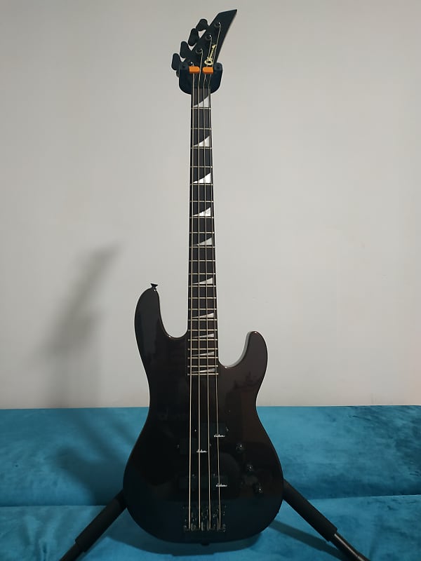 Charvel Model 3b Bass 1987 Cherry Black MJ