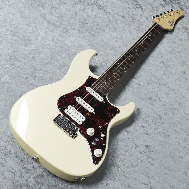 FGN Expert ODYSSEY EOS-AL-R/AWH ~Antique White~ #C220358 [3.39kg]