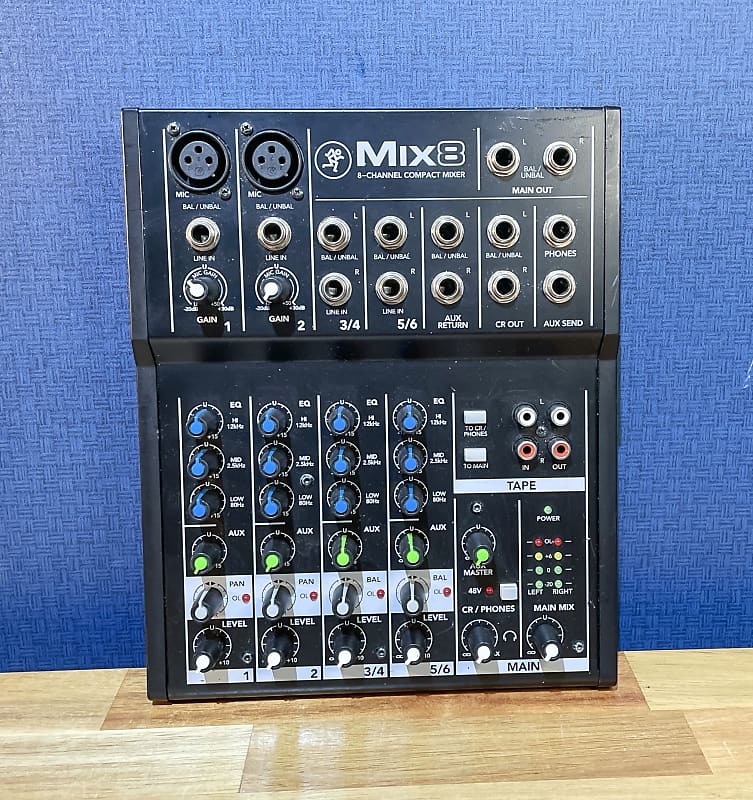 Mackie Mix8 8-Channel Compact Mixer - Black | Reverb