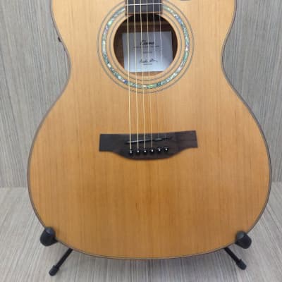 Klema K200JC-CE Satin / Natural Solid Cedar Top,Jumbo Acoustic Guitar, Cutaway, EQ+Free Gig Bag image 2