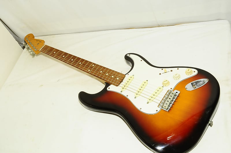 Fender Japan Stratocaster ST62-53 3TS 1995 Fujigen Electric Guitar Ref  No.5247