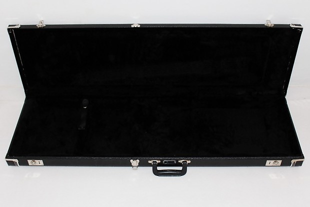 Short scale bass guitar case outlet