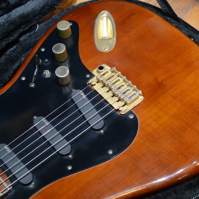 Varita Stratocaster Custom EMG Made in Japan image 3
