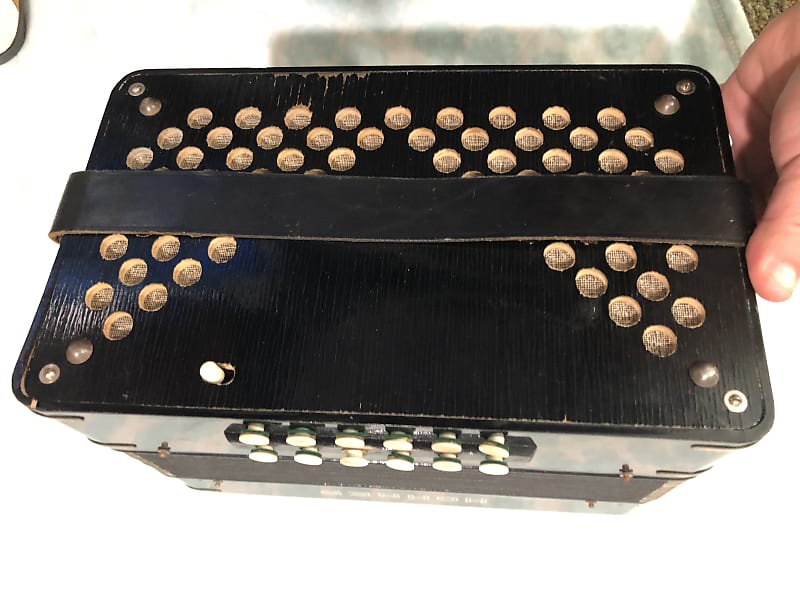 Hohner Pre-Corona/Classic 1960 Black | Reverb