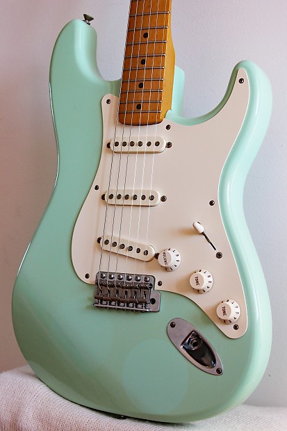 ギター Fender 50s Stratocaster Surf Green MIM Fender Classic '50s Stratocaster - Surf Green w/ Maple