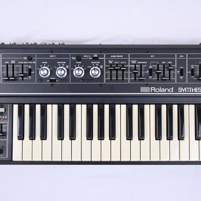 Roland SH-2 Analog Synthesizer *Hard Case*