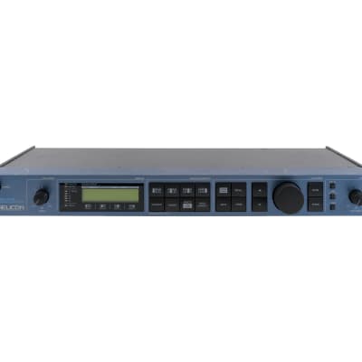 TC HELICON VoiceTone Harmony-G XT | Reverb