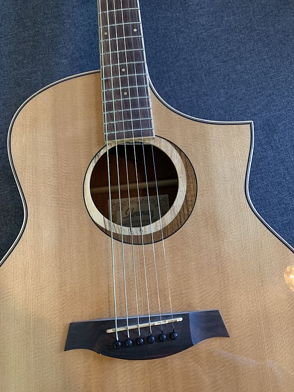 Ibanez AEW21VK-NT1201 Ovangkol Exotic Wood Acoustic/Electric Guitar Natural