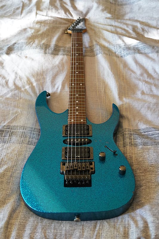 Ibanez RG517 1997 FBL Flaked Blue Japan 6 String Electric Guitar MIJ Edge  Tremolo RG