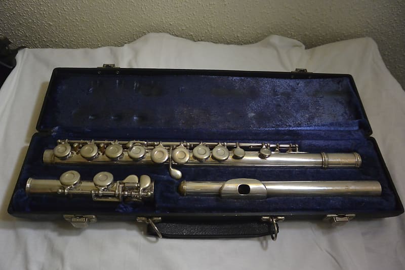 1965 Armstrong 90 Closed-Hole Sterling Intermediate Flute image 1