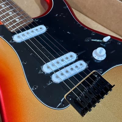 Fender Squier Contemporary Stratocaster Special Electric Guitar - Sunset Metalic image 6