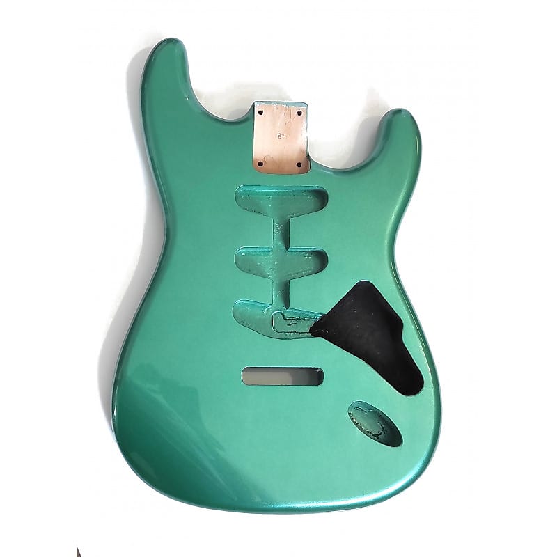 Alder 2 pieces Body SSS Stratocaster style, metallic Green Varnish