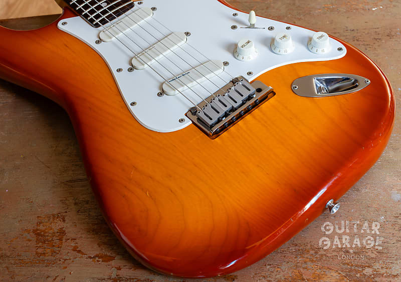 Fender Japan STR-85LS ストラトキャスター FENDER JAPAN STR-85LS 1988~1989 - red | eBay