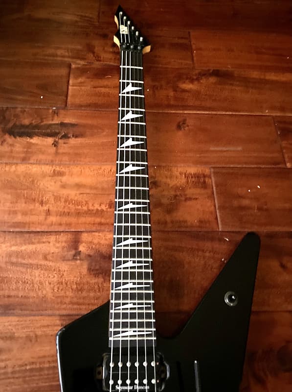 ESP Anchang Star - Custom Shop w/ (Alexi) Arrow Inlays Black ESP Anchang Star - Custom Shop w/ (Alexi) Arrow Inlays Black