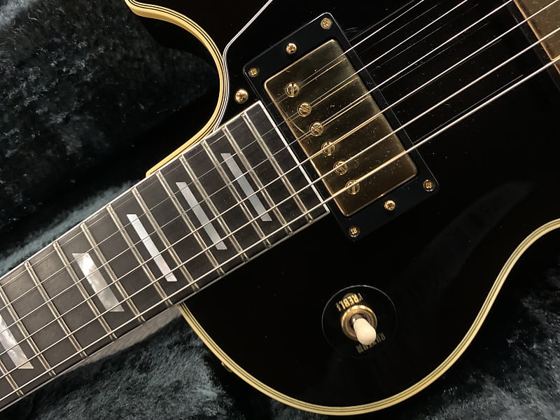 GibsonLesPaulClassiPremiumPlus TransBlue