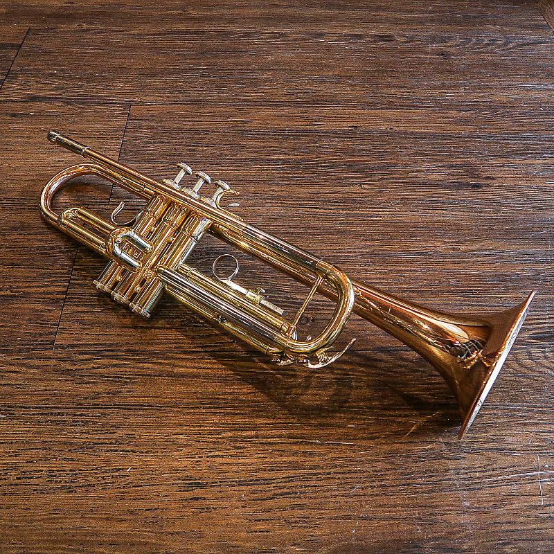 Yamaha YTR-3325 Trumpet with case used in Japan -GrunSound-u360-