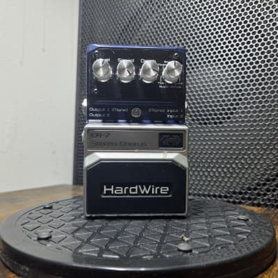 Hardwire CR-7 Stereo Chorus | Reverb