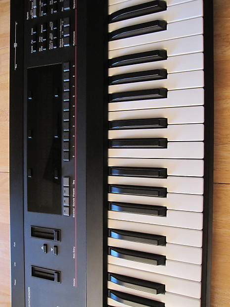 Ensoniq SD SD-1 32 Voice Vintage Synth Workstation Keyboard