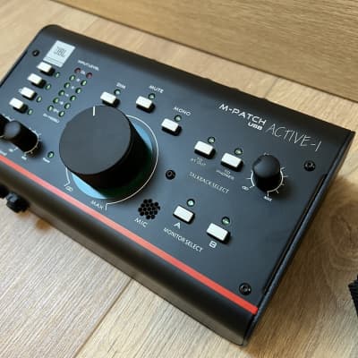 JBL M-Patch 2 Passive Stereo Controller and Switch Box MPATCH2