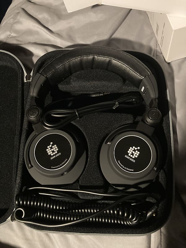 Adam sp5 online headphones