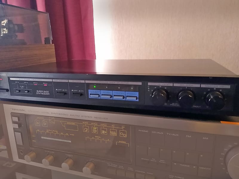 Pioneer SP-101 Synthesized Surround Processor with popular Super Bass Synthesizer TESTED