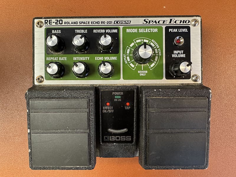 Boss RE-20 Space Echo