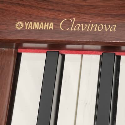 Yamaha Yamaha Clavinoa Digital Piano CLP-230 - Rosewood image 3