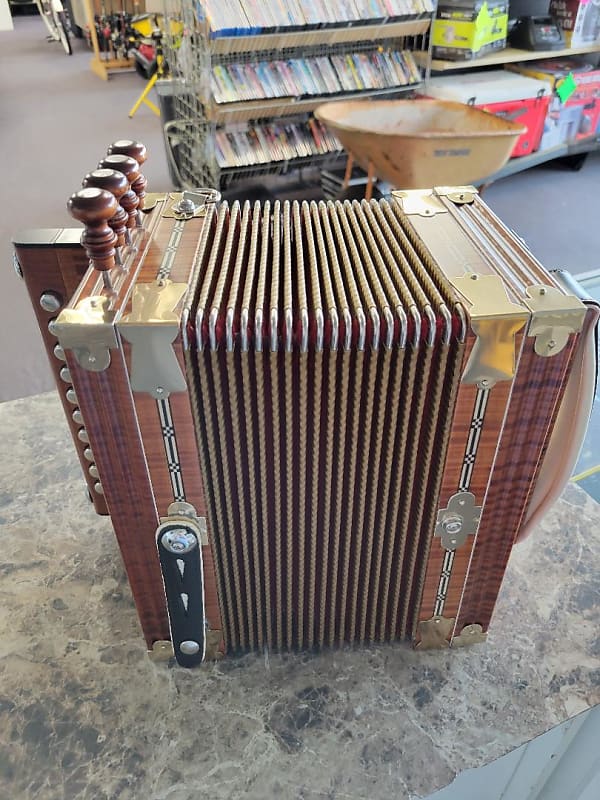 MASTER Handmade In Louisiana Cajun Accordion 1990 Glossy Curly Maple