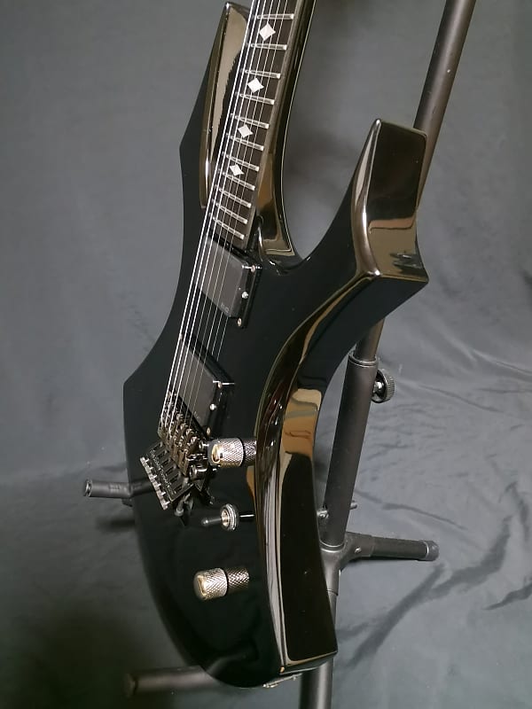 B.C. Rich Virgin JE-1200 EMG 2008 Black