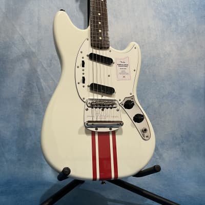 2023 Fender Japan Mustang White Red FSR Limited Competition Traditional 60s MIJ image 2