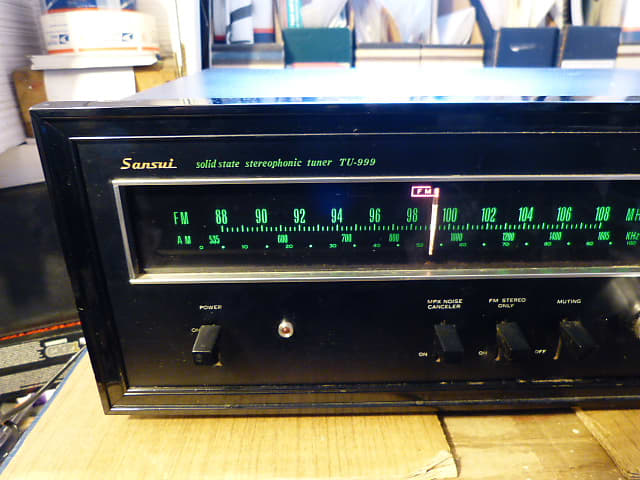 Sansui TU-999 Stereo AM/FM Tuner Black