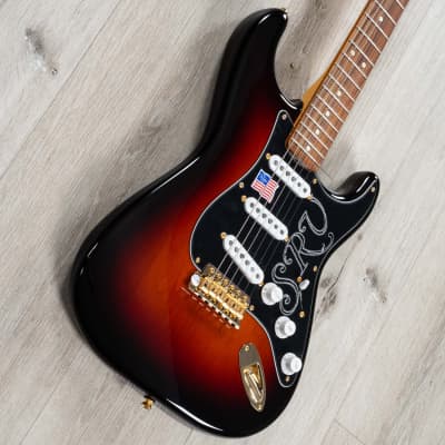 Fender Stevie Ray Vaughan Stratocaster Guitar, Pau Ferro Fretboard, 3-Color Sunburst image 2