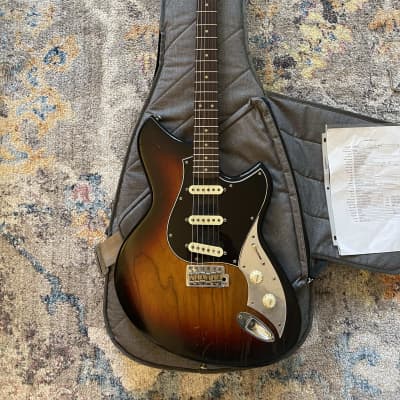 2019 Novo Guitars Serus S 3 Tone Sunburst rare Ash body image 2