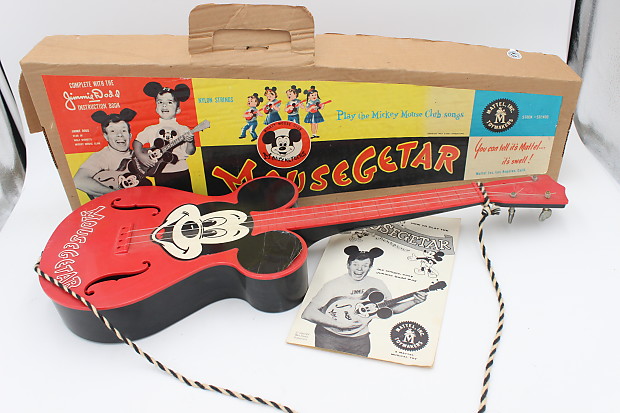 Mickey Mouse - Guitare pour Enfant Mickey Mouse - Instruments de musique -  Rue du Commerce