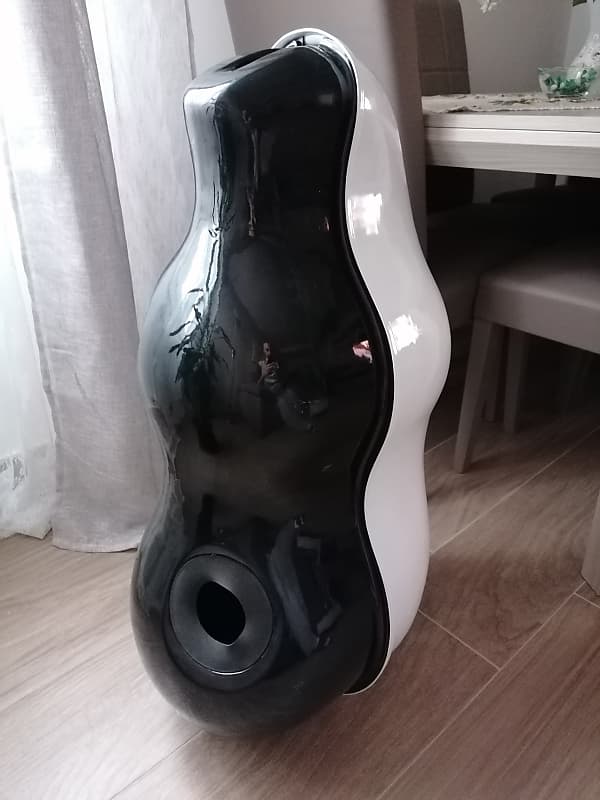 Saxmute.ONE for tenor saxophone in great shape. Professional Sax mute