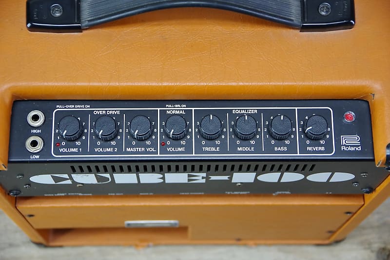 【希少品】 Roland CUBE-100 BASS Roland - CUBE-100 BASS | Bass Amplifier