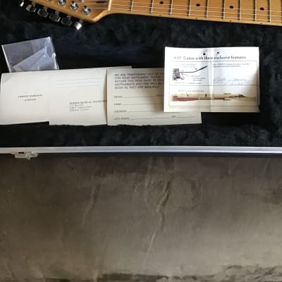 Fender Standard Stratocaster 1984 - vintage Blonde image 2