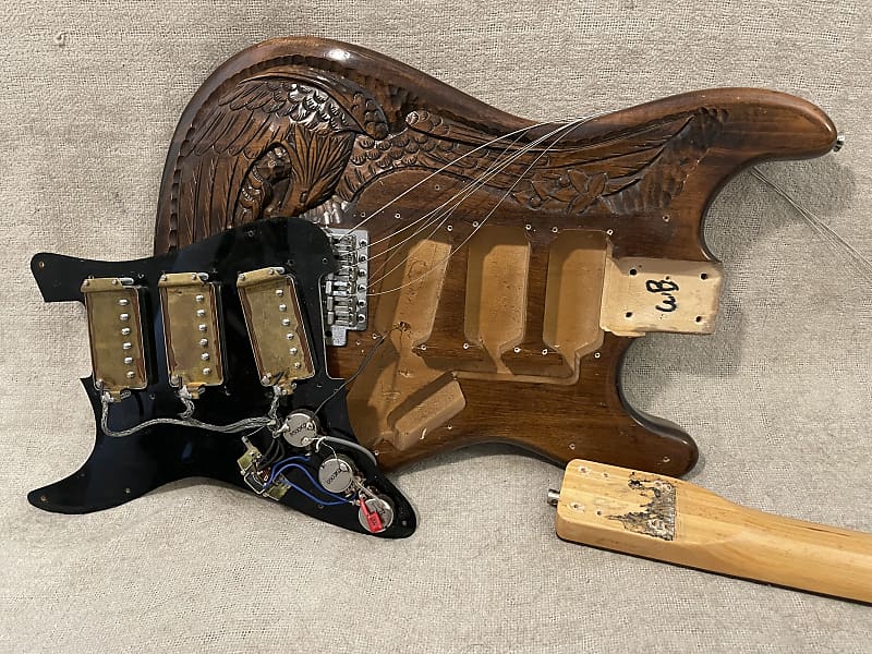 Vintage 1970's Univox Eagle Ripper Guitar Carved Eagle Vintage 1970's Univox Eagle Ripper Guitar Carved Eagle