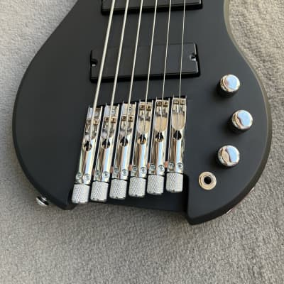 FingyBass Multiscale 25''/23" In Stock Headless Bass image 8