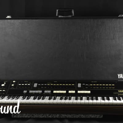 YAMAHA SK20 Vintage Analog & Polyphonic Synthesizer in Very Good Condition.