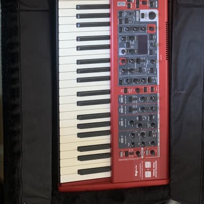 Nord Stage 3 HP76